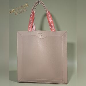 Michael Kors Beige Tote Bag Faux Pebbled Leather In Good Condition